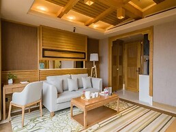 Vyluk J Hotel South Asian Garden Dianchi