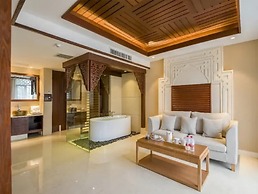 Vyluk J Hotel South Asian Garden Dianchi