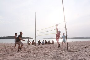 Sealong Bay ZhongQi Conifer Hotel