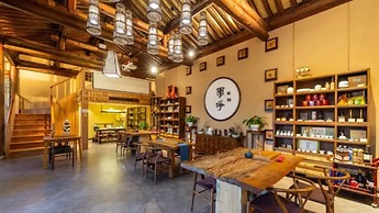 Floral Hotel Yun Jing He Yuan Haidong