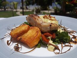 Dipudo Private Island Resort