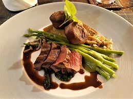 Dipudo Private Island Resort