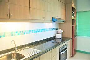 Corner 1 Bedroom Condo