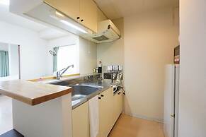 IK Minami6Jo Residence 1003