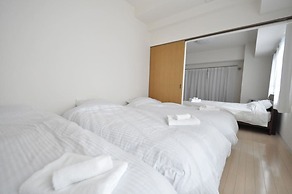 IK Minami6Jo Residence 301