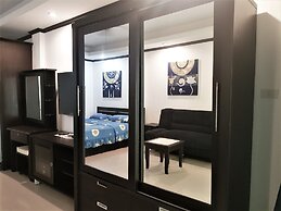 Large Studio Baan Suan Lalana