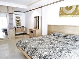 Sea View Corner Condo Jomtien