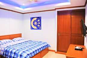2 bed Condo Baan Suan Lalana