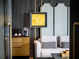 Hoiana Hotel & Suites