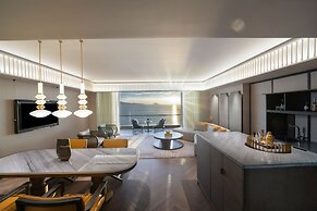 Hoiana Hotel & Suites