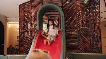 Hoiana Hotel & Suites