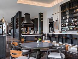 Hoiana Hotel & Suites