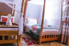 Mantis Lodge & Camping Site