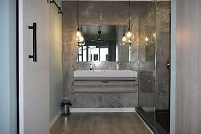 Mosswood Bed & Breakfast