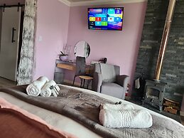 Mosswood Bed & Breakfast