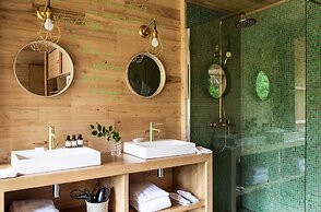 Loire Valley Lodges - Hotel