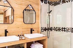 Loire Valley Lodges - Hotel