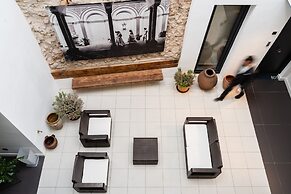 Welldone Quality - Crystal Pool