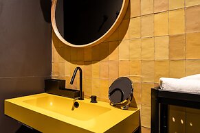 Welldone Quality - Crystal Pool