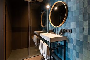 Welldone Quality - Crystal Pool