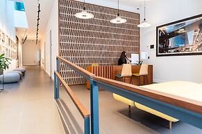 Welldone Quality - Crystal Pool