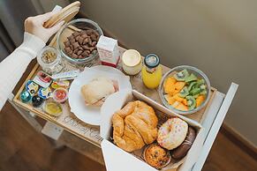 Welldone Quality - Crystal Pool