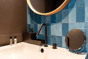 Welldone Quality - Crystal Pool