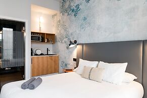 Welldone Quality - Crystal Pool