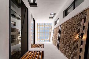 Welldone Quality - Crystal Pool