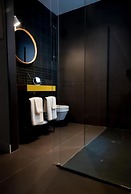 Welldone Quality - Crystal Pool