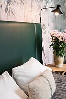 Welldone Quality - Crystal Pool