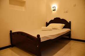 Wagon Wheel Inn - Hostel