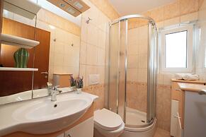 Pool Apartments Tolo