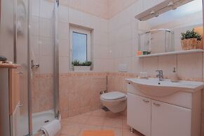 Pool Apartments Tolo