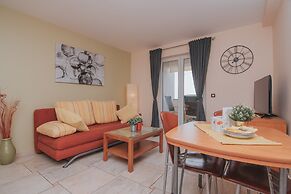 Pool Apartments Tolo