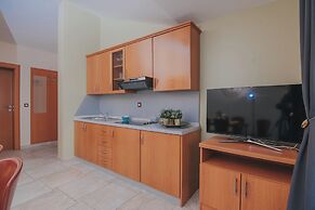 Pool Apartments Tolo