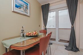 Pool Apartments Tolo