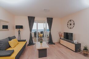 Pool Apartments Tolo