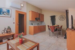 Pool Apartments Tolo