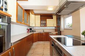 Pool Apartments Tolo