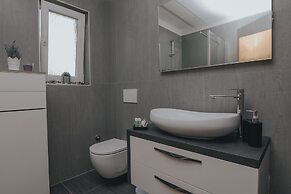 Pool Apartments Tolo