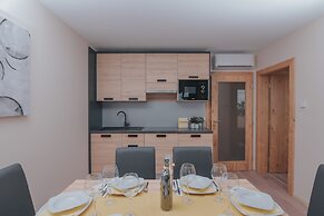 Pool Apartments Tolo