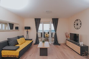 Pool Apartments Tolo