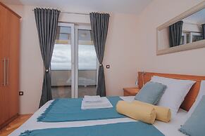 Pool Apartments Tolo