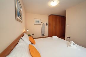 Pool Apartments Tolo