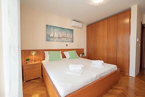 Pool Apartments Tolo