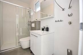 Pool Apartments & Rooms Mare