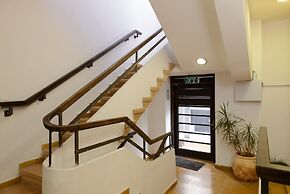 Spacious Modern Apt 1 Step To Beach