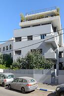 Spacious Modern Apt 1 Step To Beach