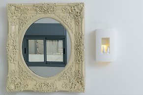 Spacious Modern Apt 1 Step To Beach